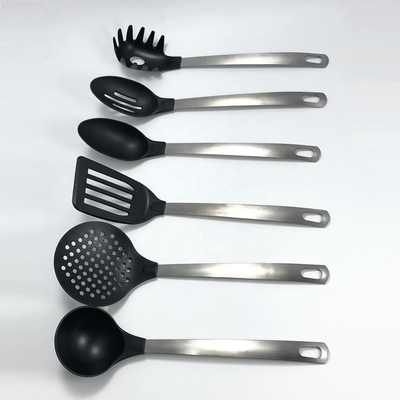 Неприкасающиеся 7PCS нейлоновые кухонные принадлежности с ручкой из нержавеющей стали