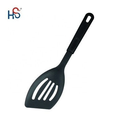 Цветные нейлоновые кухонные инструменты для кулинарных приборов
